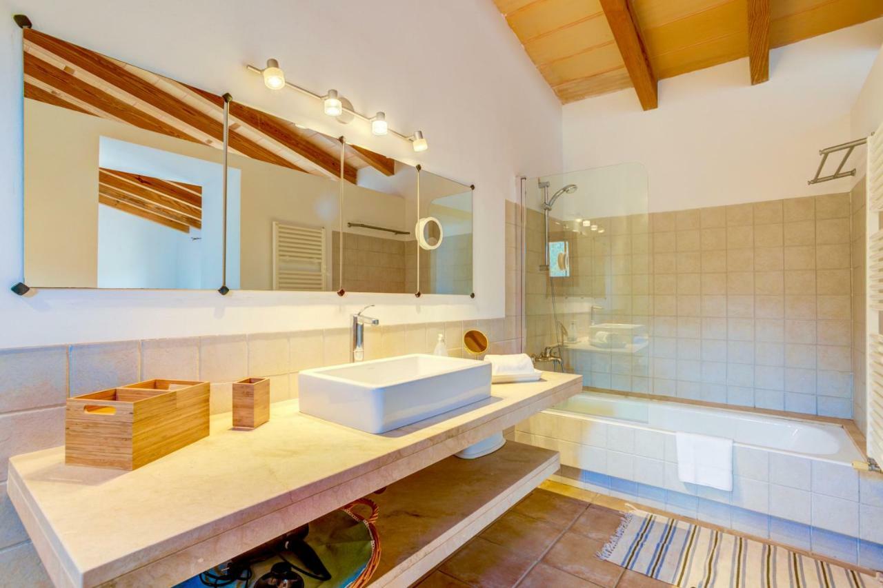 Comella By Sealand